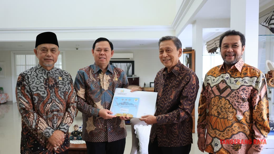 Undang Boediono ke Sidang Bersama DPR-DPD, Sultan: Beliau Tokoh Bangsa yang Meneduhkan