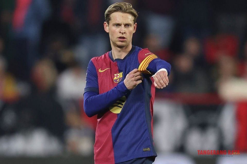 Frenkie de Jong Jadi Cemoohan Fans Barca