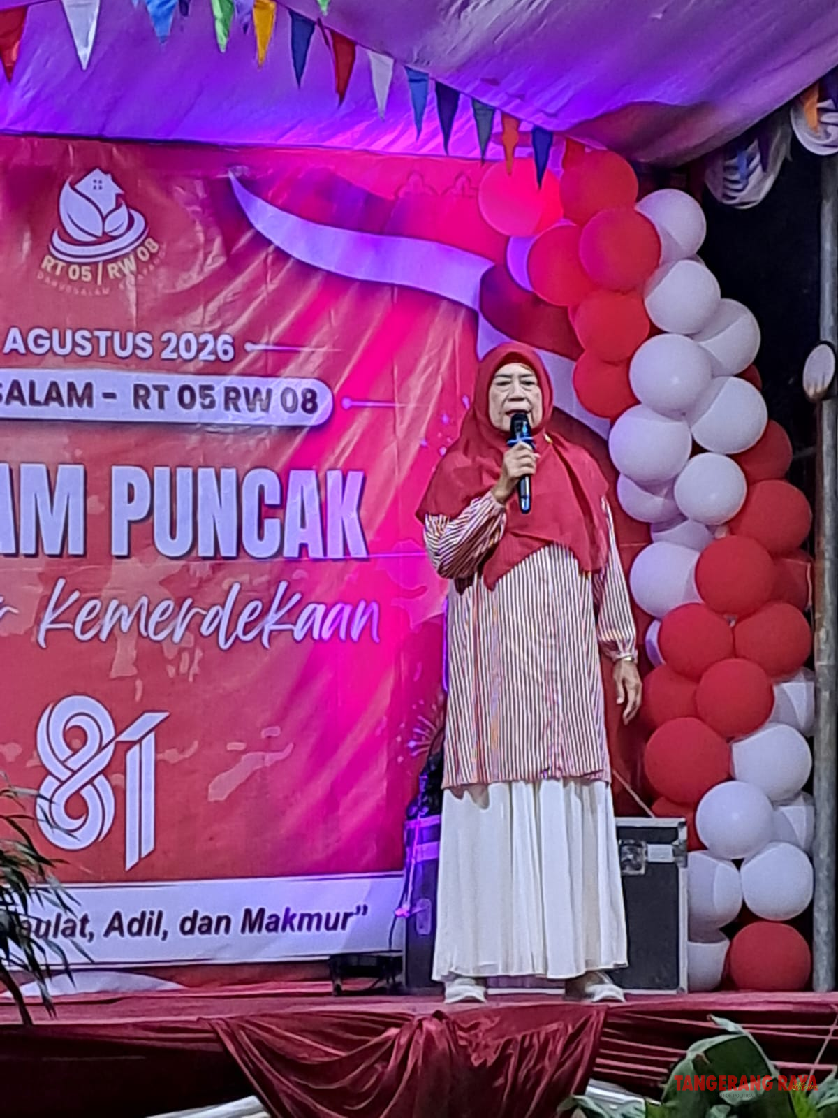 Malam Puncak HUT RI di RT 05/08 Kavling Darusallam Meriah