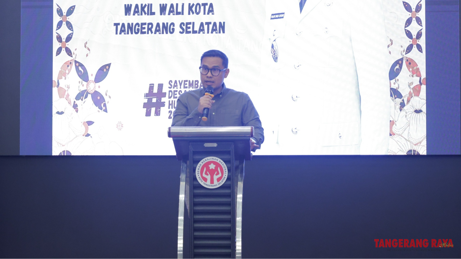 Pilar Buka Jalan Desainer Batik Tangsel ke Level Global