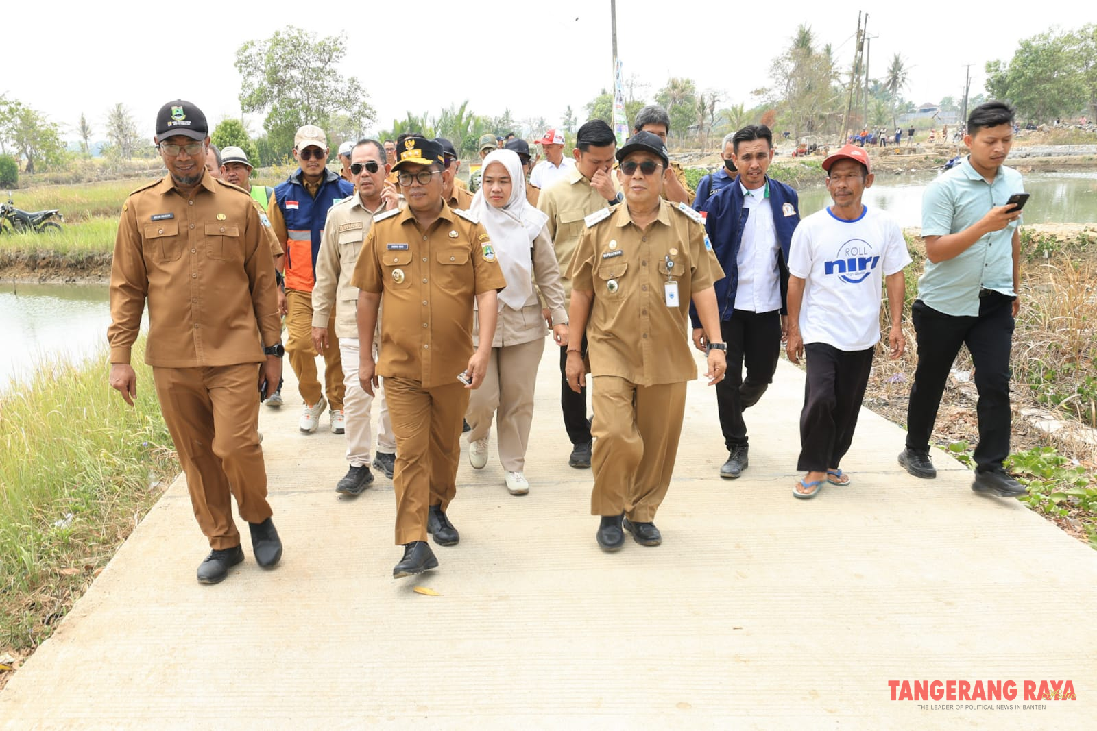 Warga Pandeglang Sambut Hangat Program Bang Andra