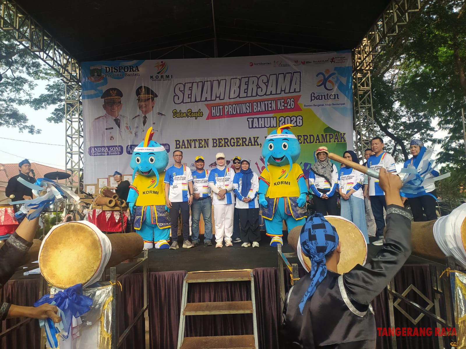 Senam Massal Meriahkan HUT ke-26 Banten