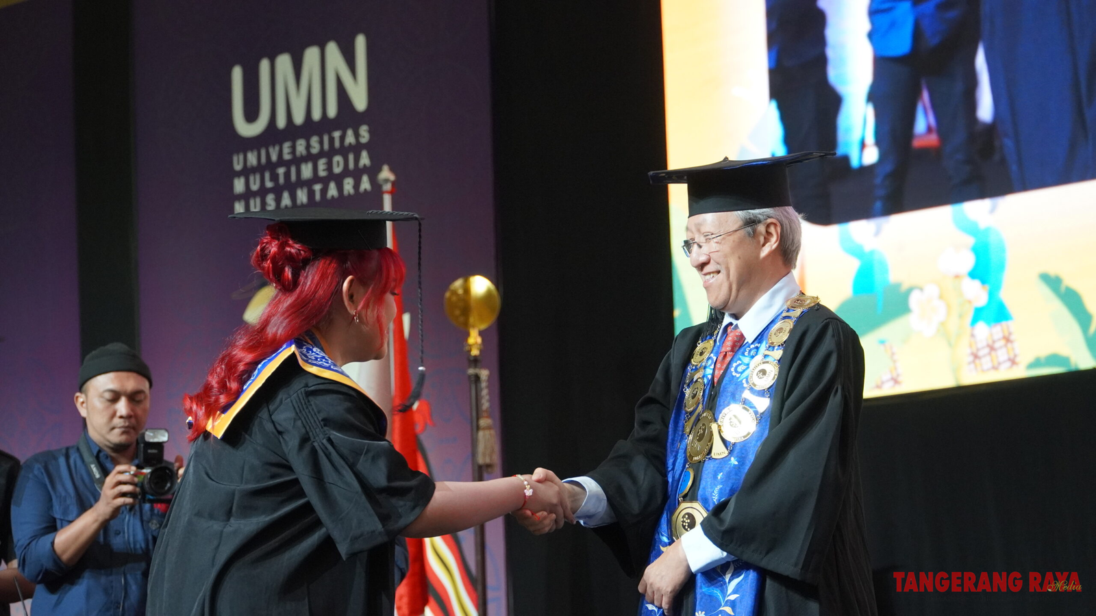 Wisuda XXXI UMN: Cetak 1.608 Lulusan yang Adaptif dan Future-Ready
