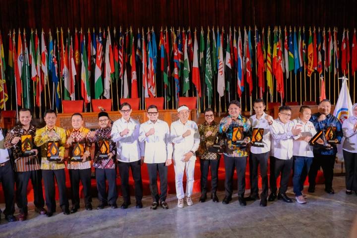 Kota Tangerang Raih LPM Award 2026, Sachrudin Tegaskan Pentingnya Peran Masyarakat