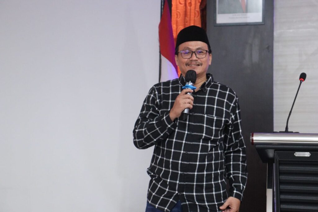 Kacamata Kuda Revisi Undang-Undang Pemilu atau Terbuka!