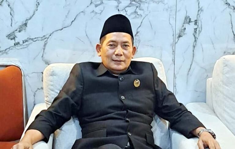 Dewan, Idup : Kemerdekaan Harus Diisi dengan Kerja Nyata