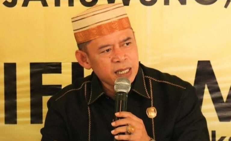 Saiful Mila Resmi Ditunjuk Jadi Ketua DPRD Kota Tangerang