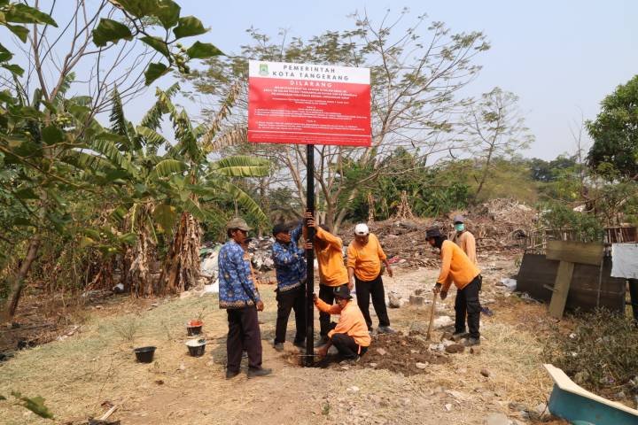 TPS Ilegal 8.000 Meter Persegi Ditutup DLH