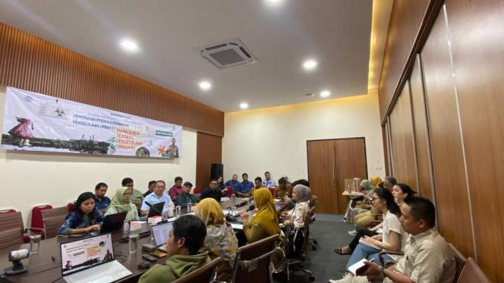 Pelaku Usaha Diminta Taat Kelola Limbah B3