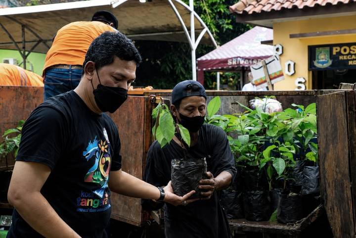 Pemkot Tangerang Sediakan Bibit Tanaman Gratis