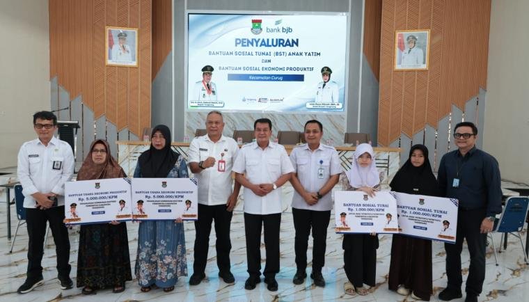 Kebijakan Bupati, Bupati Guyur Bantuan Rp2,65 M Untuk Yatim dan Janda