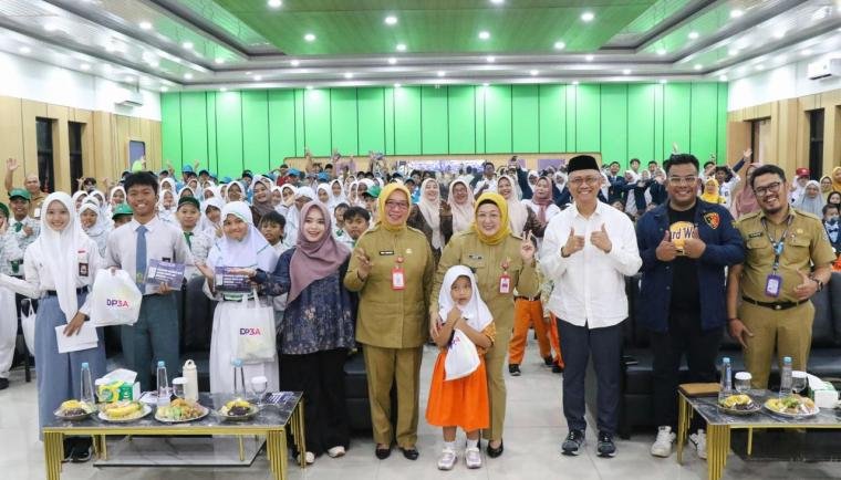 Wabup Intan: Karakter Anak Tak Bisa Diunduh dari Internet