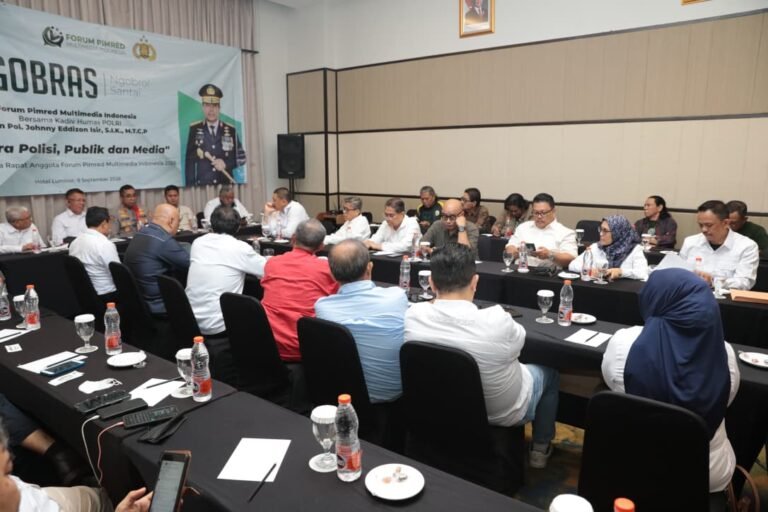 Ngobras Bersama Kadiv Humas Polri, Isir: Percayalah, Masih Banyak Polisi Baik