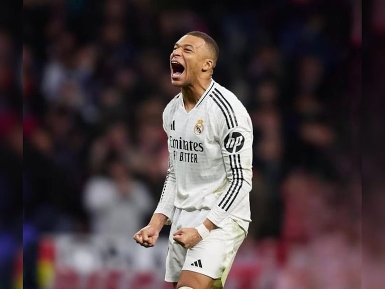 Kylian MbappeCedera, Absen Dua Pekan