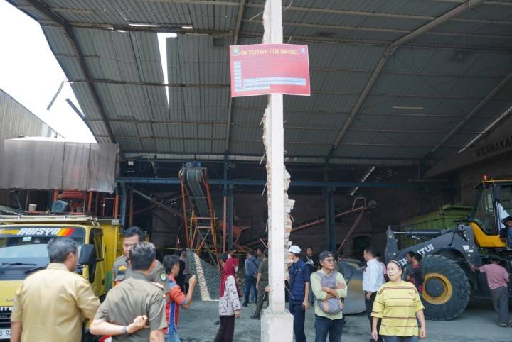 Dikeluhkan Warga, Pabrik Pemecah Batu Disegel